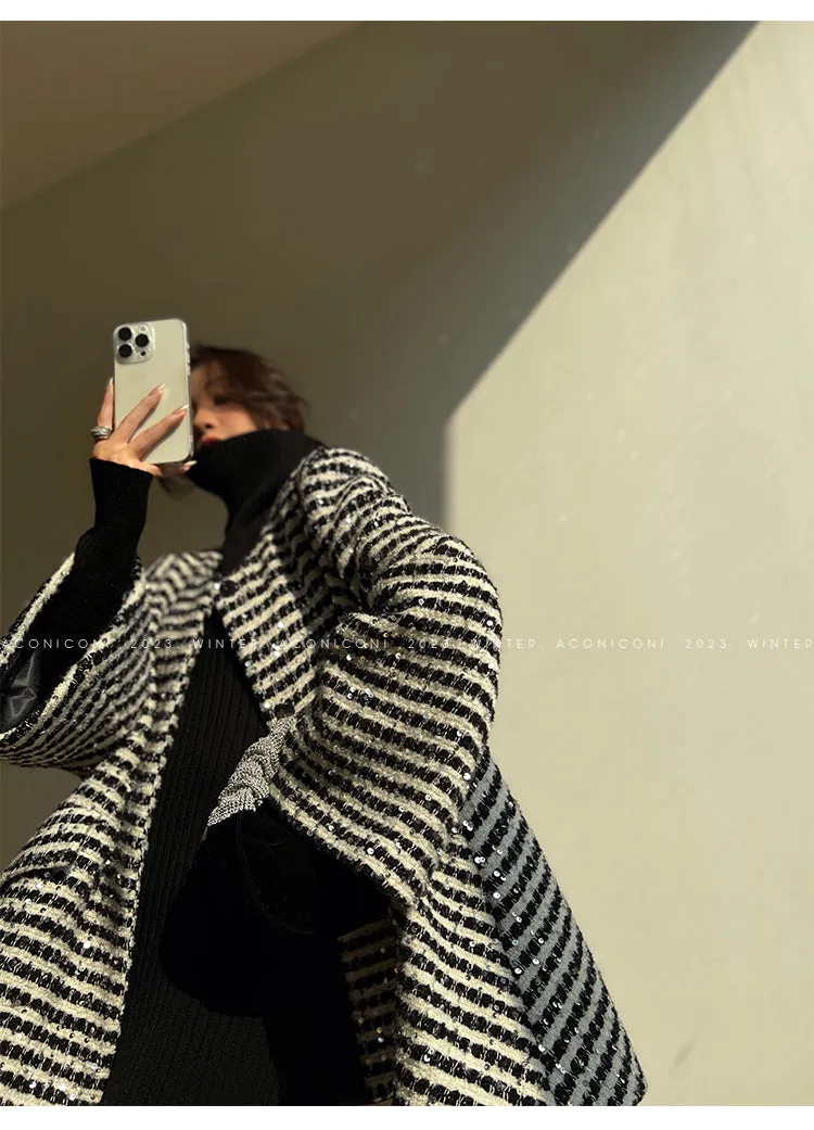 Aconiconi Elegant Black And White Stripe Long Sleeve Long Wool Coat- Quiet Night Flowing Light