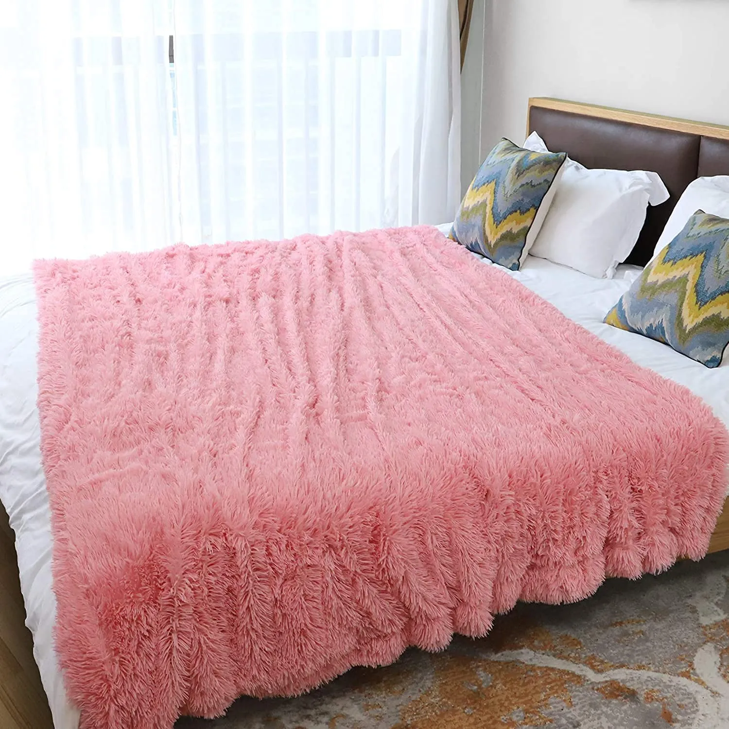 Decorative Extra Soft Faux Fur Blanket Queen Size 78" x 90",Solid Reversible Fuzzy Lightweight Long Hair Shaggy Blanket,Fluffy Cozy Plush Fleece Microfiber Fur Blanket for Couch Sofa Bed,Pink