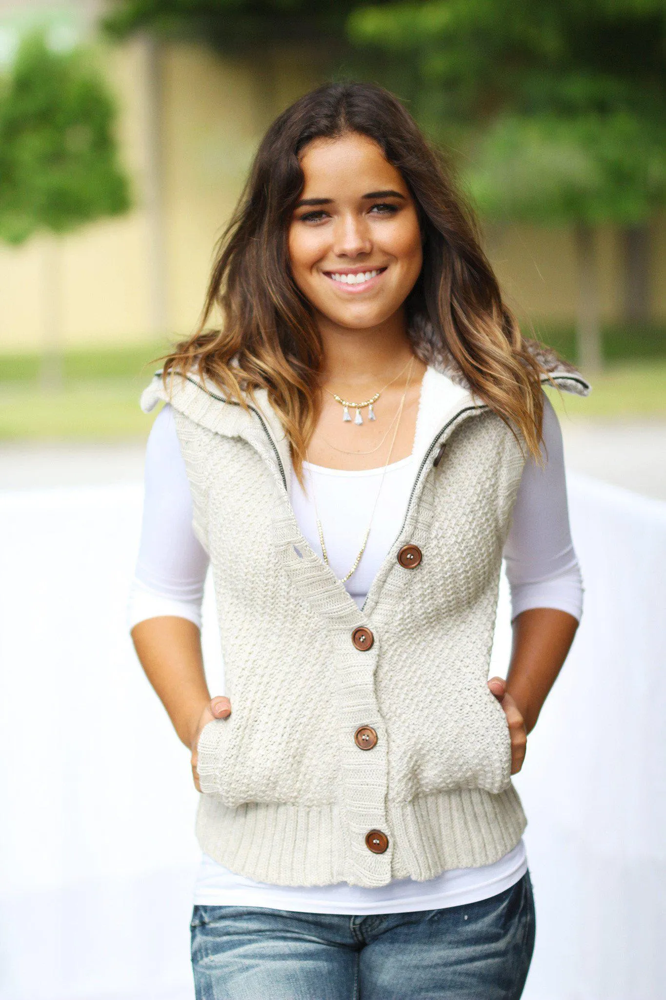 Khaki Sweater Vest With Fur