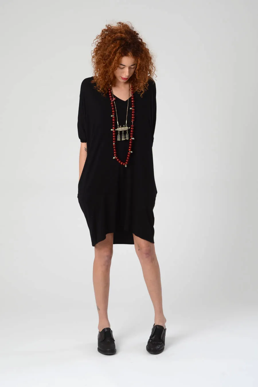 Loose Fit Black Dress with Pockets