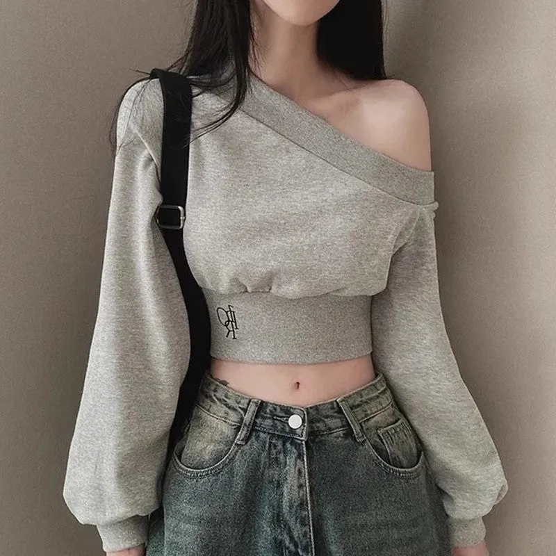 METAVERSMALL Chic niche irregular collar off-shoulder waist shows loose and thin versatile short long-sleeved top thin sweater