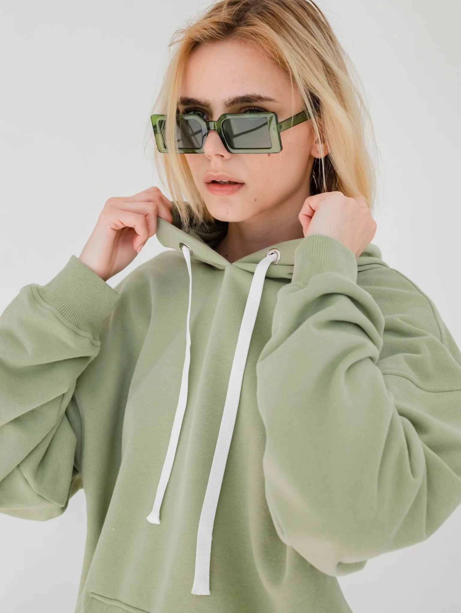 Olive Green Oversized Hoodie - Stylish Comfort in a Natural Hue