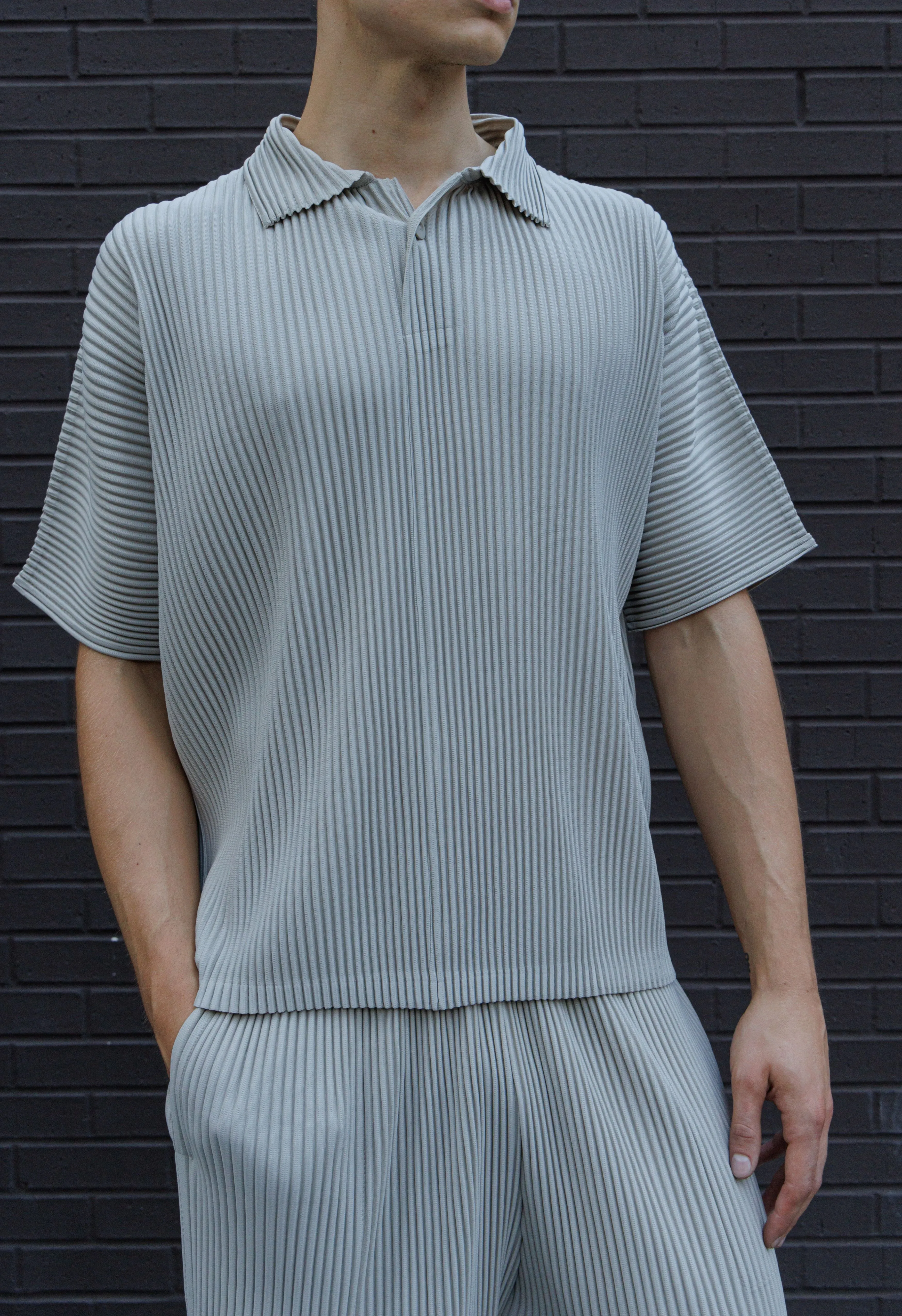 Pleated Short in Grey