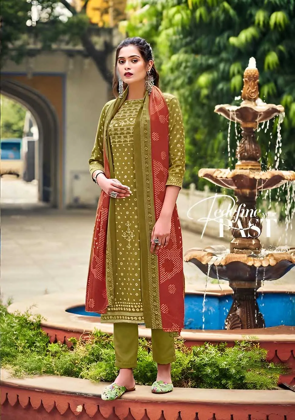 Printed Mehendi Green Pashmina Unstitched Winter Suits Set