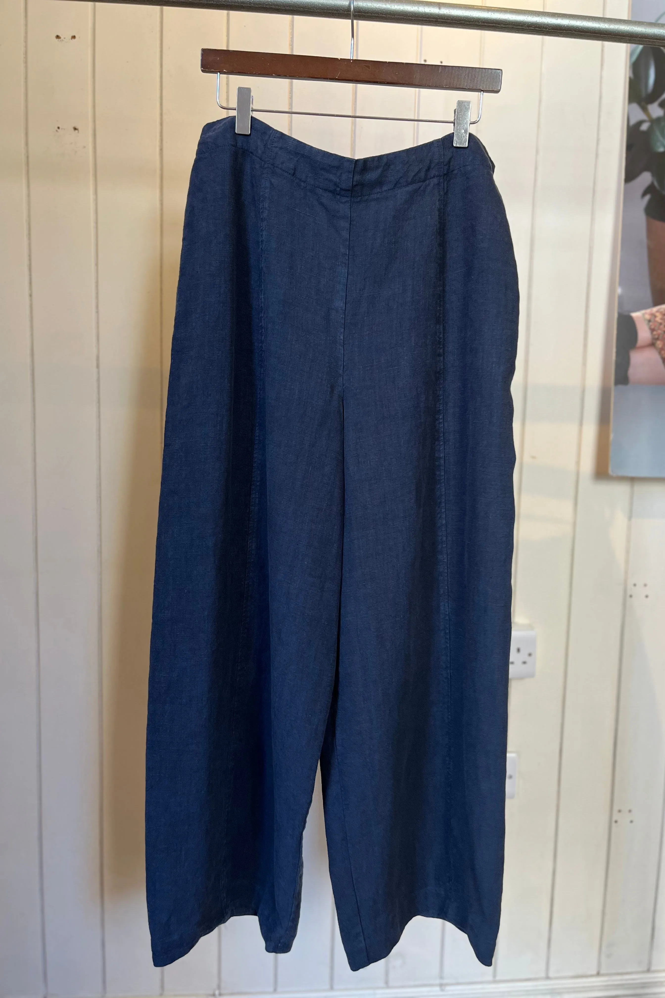 Re-Wear Yisha Navy Linen Wide Leg Trousers