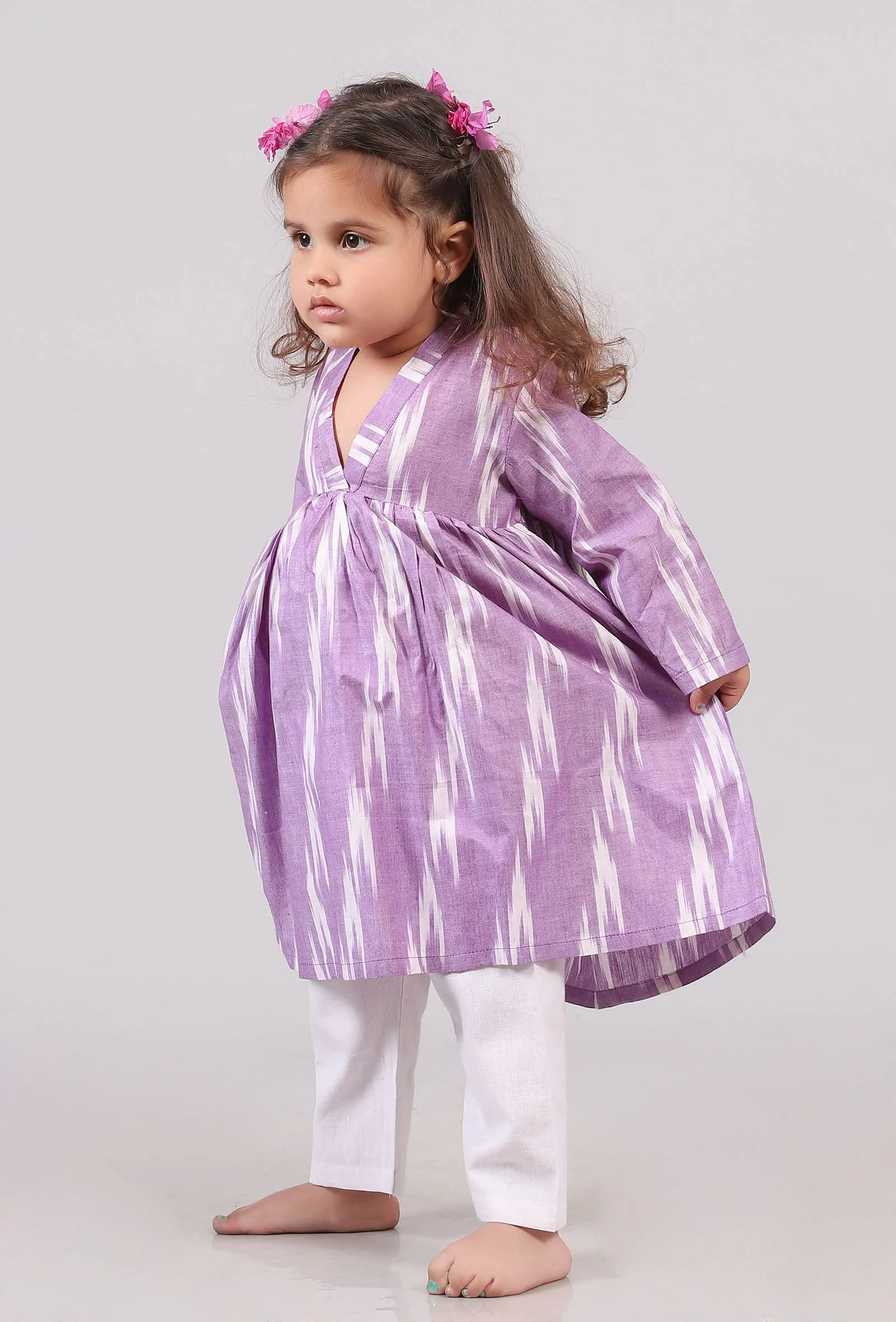 Set of 2: Lilac Ikat Gathered Kurta with Pants