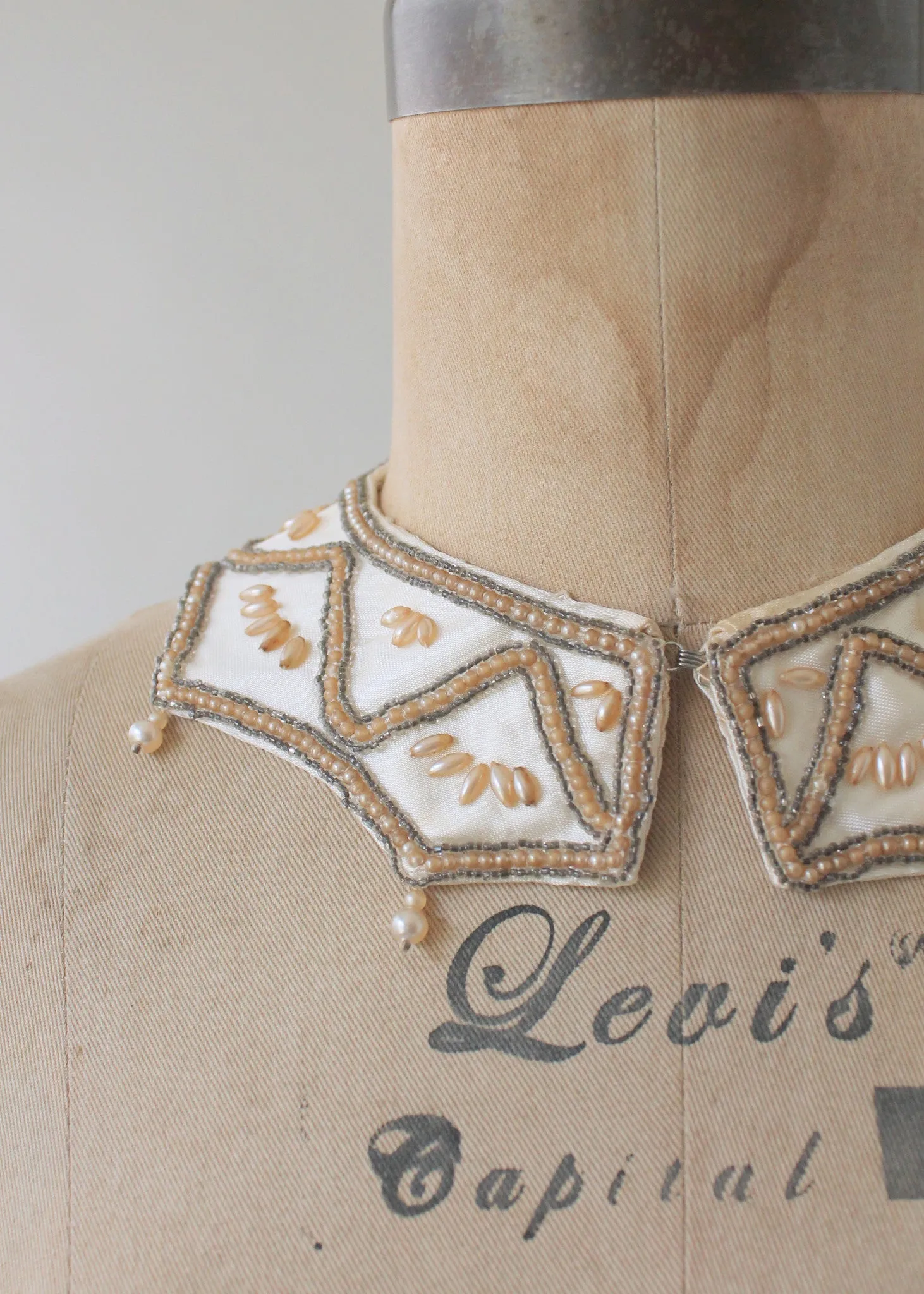 Vintage 1950s Pearl Beaded Sweater Collar with Dangles