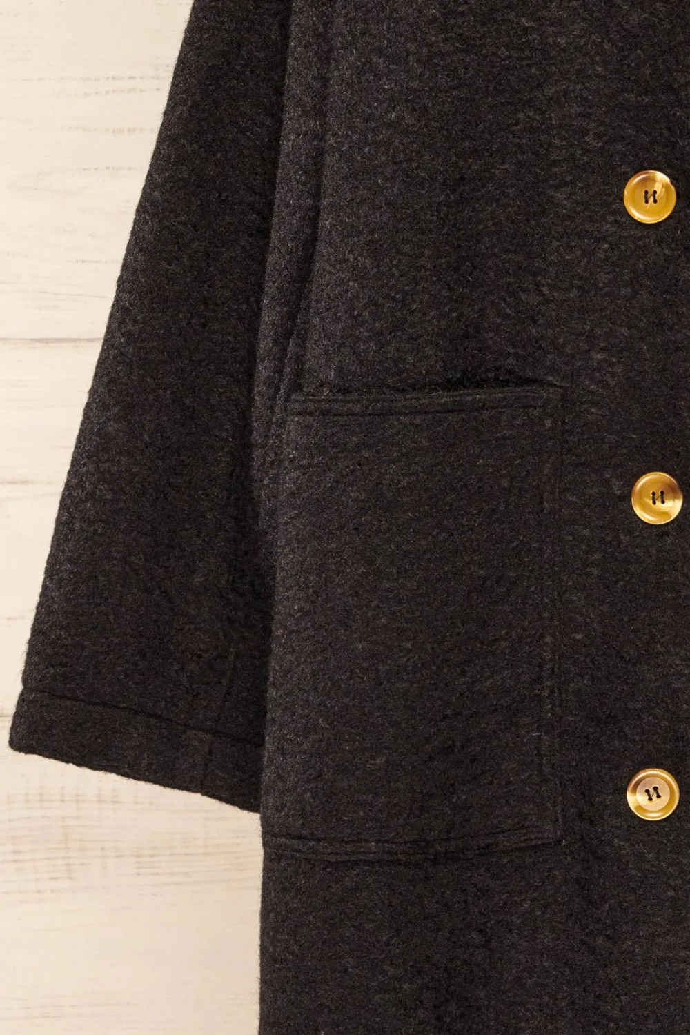 Wayward Black | Long Coat w/ Large Pockets