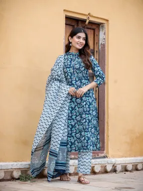 Women Navy Blue Cotton Kurta Set With Dupatta