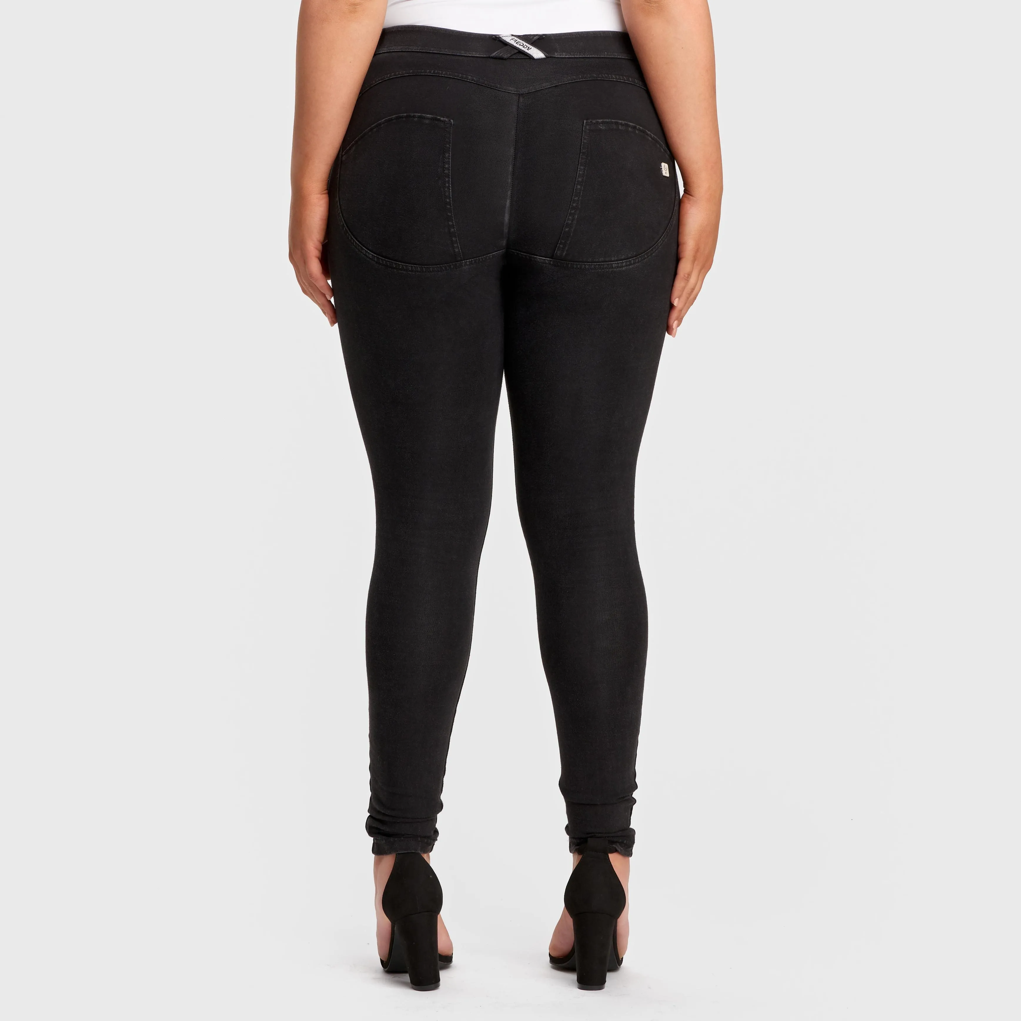 WR.UP® Curvy Denim - High Waist - Full Length - Black   Black Stitching