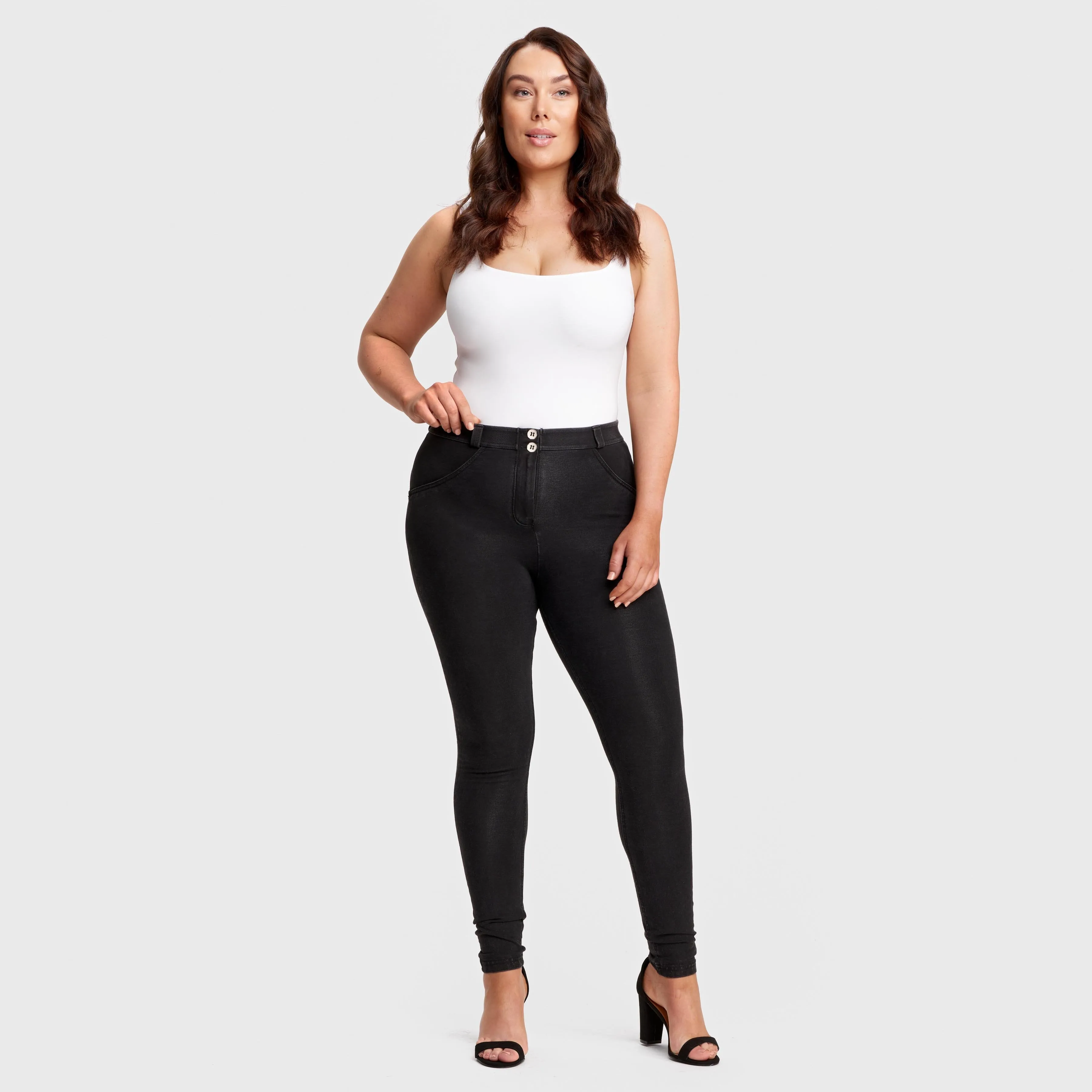 WR.UP® Curvy Denim - High Waist - Full Length - Black   Black Stitching